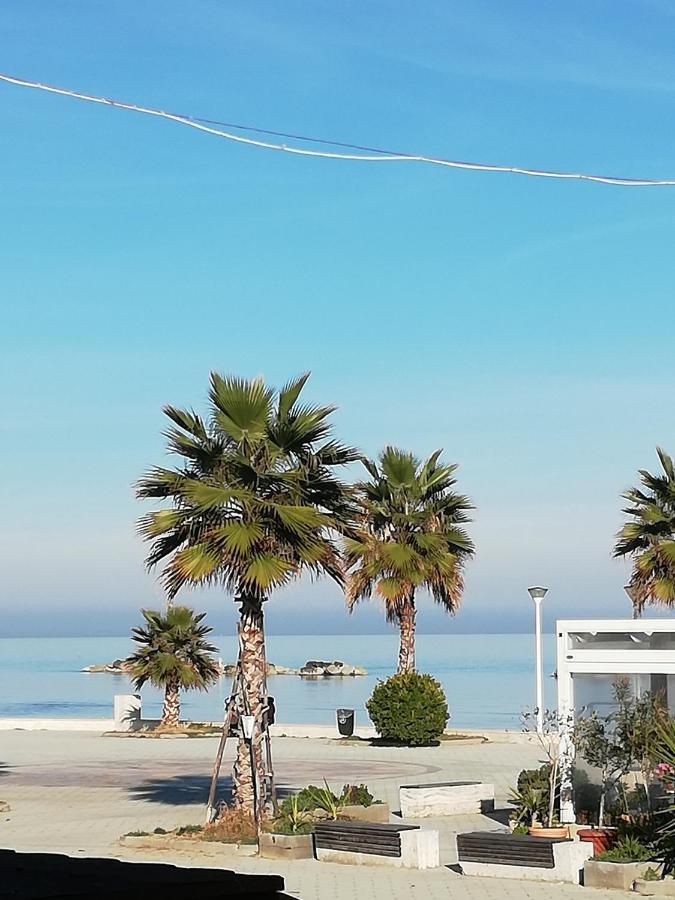 Апартаменты Taverna 100 Passi Dalla Riva Del Mare Франкавилла-аль-Маре Экстерьер фото