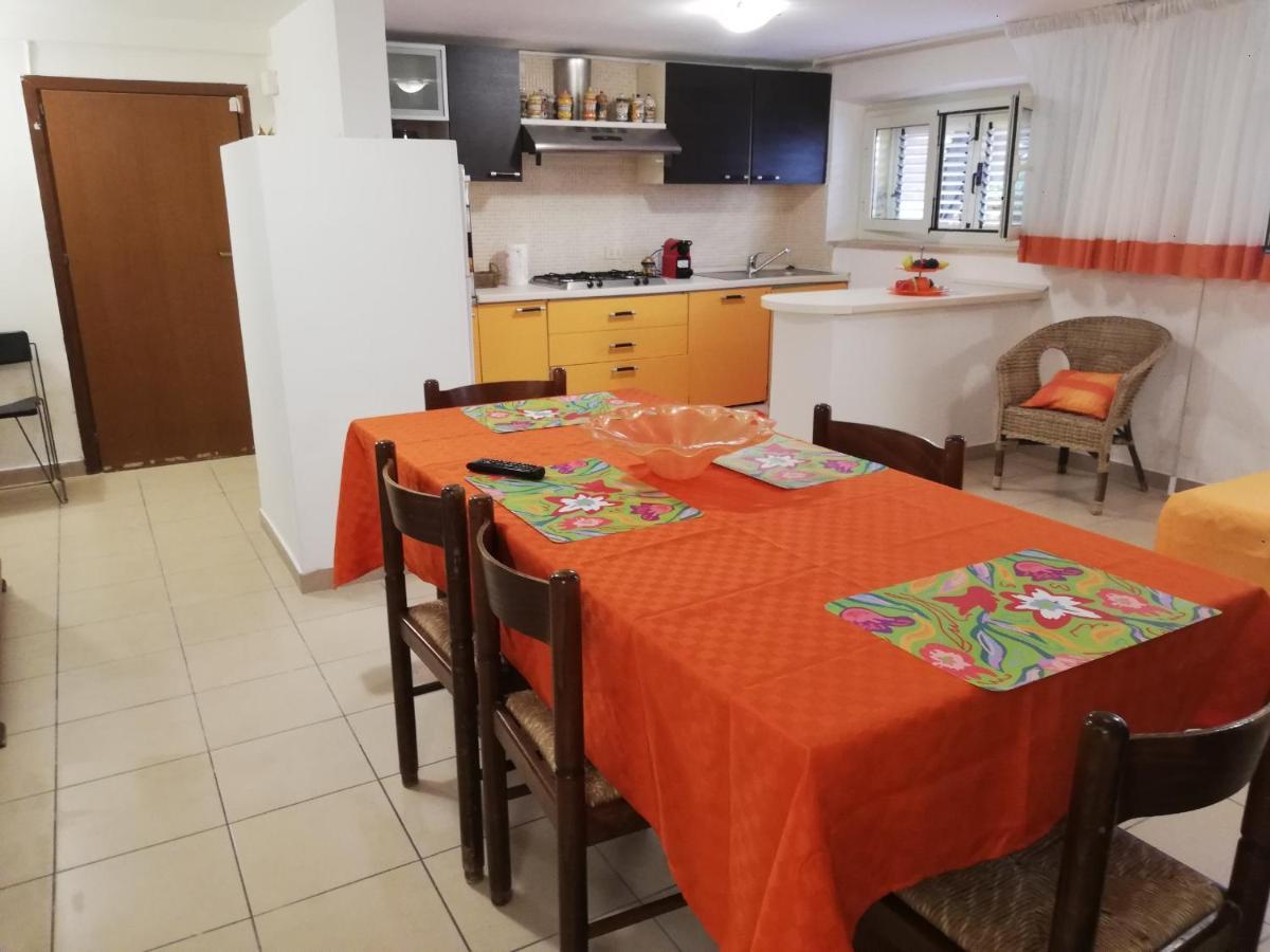 Апартаменты Taverna 100 Passi Dalla Riva Del Mare Франкавилла-аль-Маре Экстерьер фото